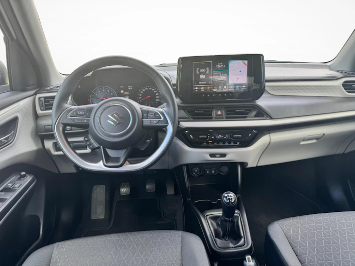 immagine del veicolo SUZUKI SWIFT