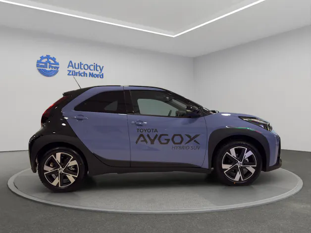 Toyota Aygo X 1.5 VVT-i HSD Style