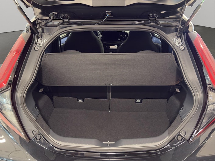 Vehicle image TOYOTA AYGO X