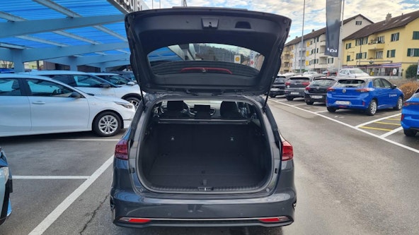 Vehicle image 7 Vehicle image 7