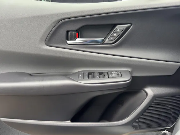 Toyota Prius 2.0 Plug-In-Hybrid Premium