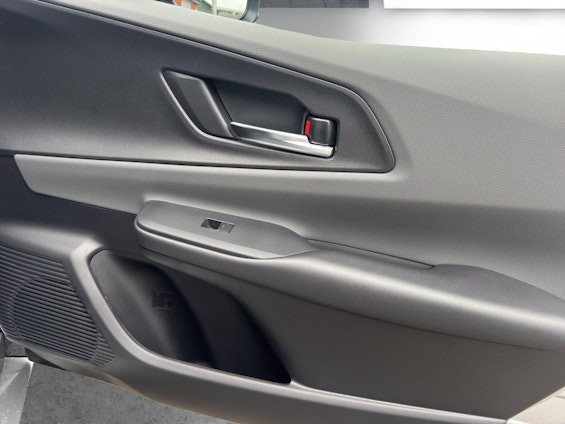 Vehicle image 15 Vehicle image 15