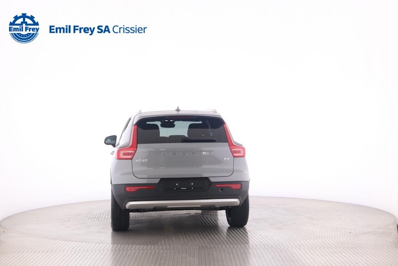 Vehicle image VOLVO XC40