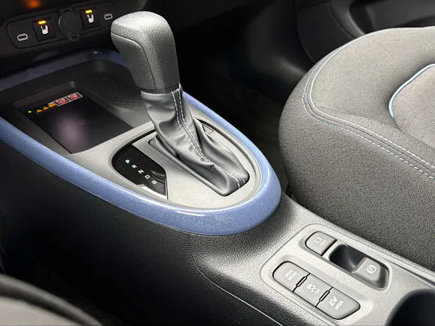 Toyota Aygo X 1.5 VVT-i HSD Trend