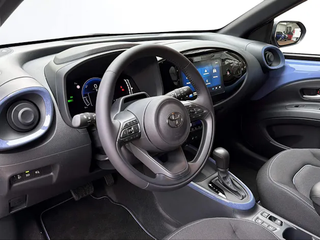Toyota Aygo X 1.5 VVT-i HSD Trend