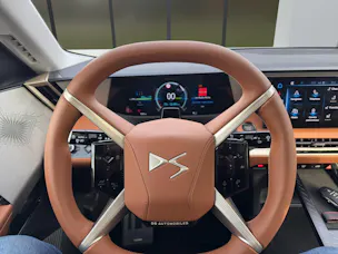 DS Automobiles No8 E-Tense Étoile 4x4