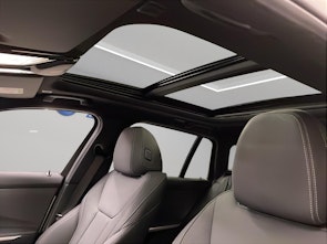 Vehicle image BMW 330d xDrive SAG Touring