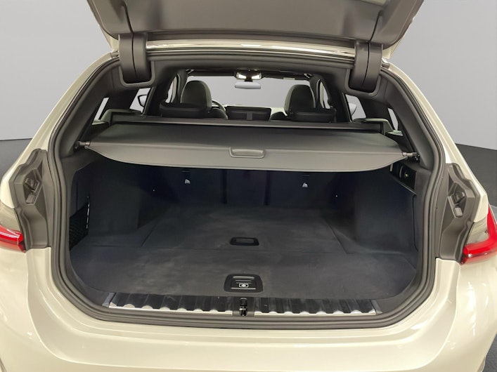 Vehicle image BMW 3 SERIES