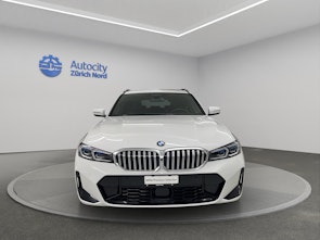 Vehicle image BMW 330d xDrive SAG Touring