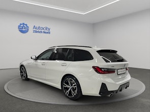 Vehicle image BMW 330d xDrive SAG Touring