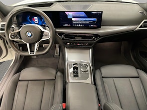 Vehicle image BMW 330d xDrive SAG Touring