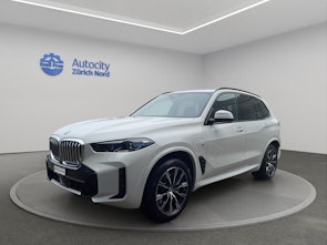 Vehicle image BMW X5 50e xDrive SAG