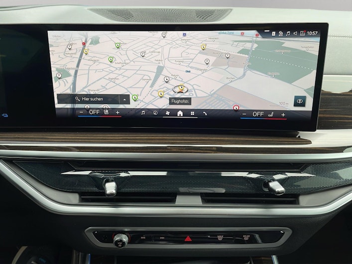 Vehicle image BMW X5