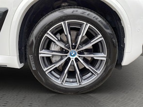 Vehicle image BMW X5 50e xDrive SAG