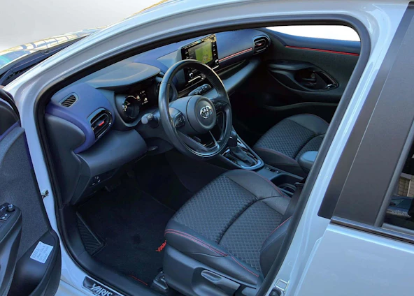 immagine del veicolo 4 immagine del veicolo 4