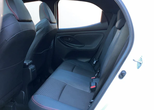 immagine del veicolo 5 immagine del veicolo 5