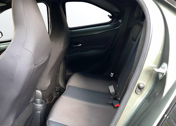 Vehicle image 5 Vehicle image 5