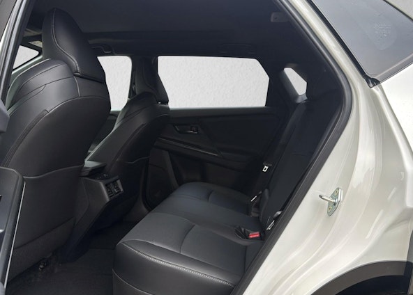 Vehicle image 6 Vehicle image 6