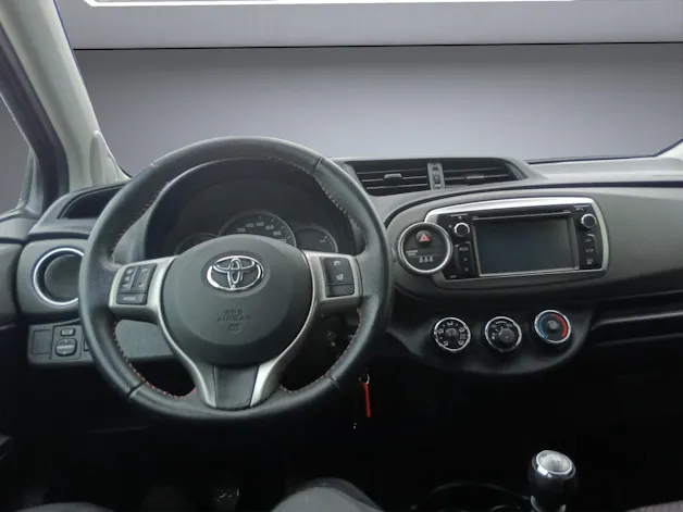 Toyota Yaris 1.33 VVT-i Style
