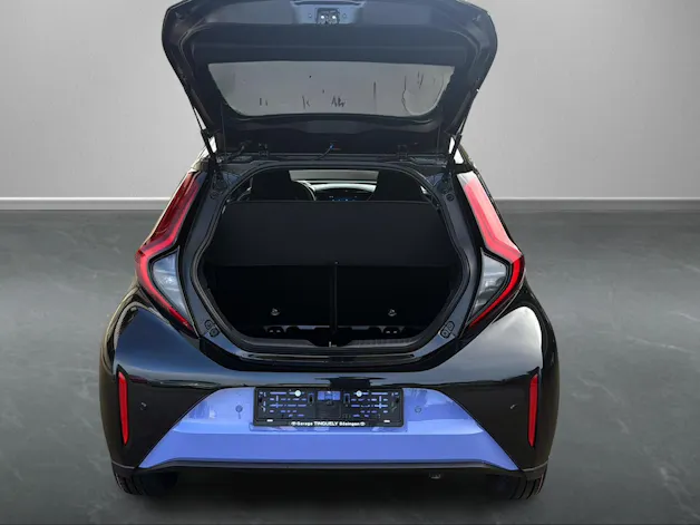 Toyota Aygo X 1.5 VVT-i HSD Trend