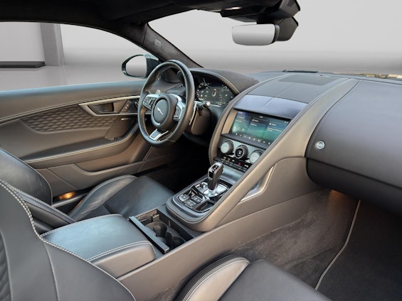 Vehicle image 8 Vehicle image 8