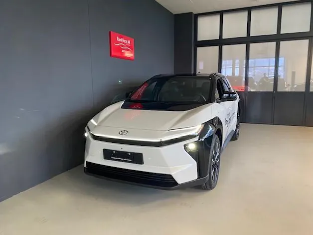 Toyota bZ4X Premium AWD