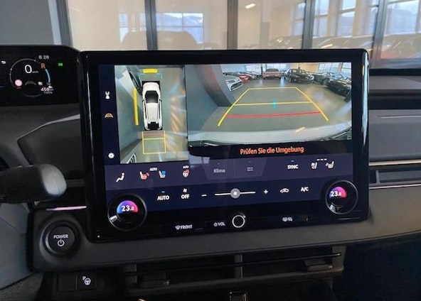 Vehicle image 13 Vehicle image 13