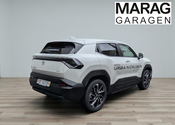 Vehicle image 5 Vehicle image 5