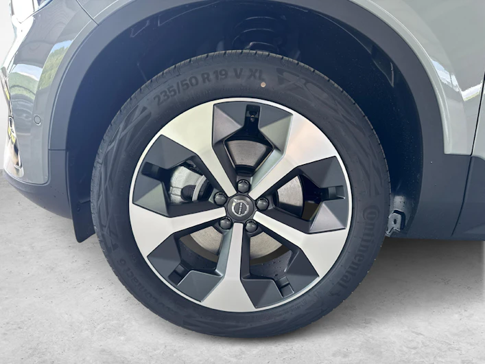 Fahrzeugbild VOLVO XC40