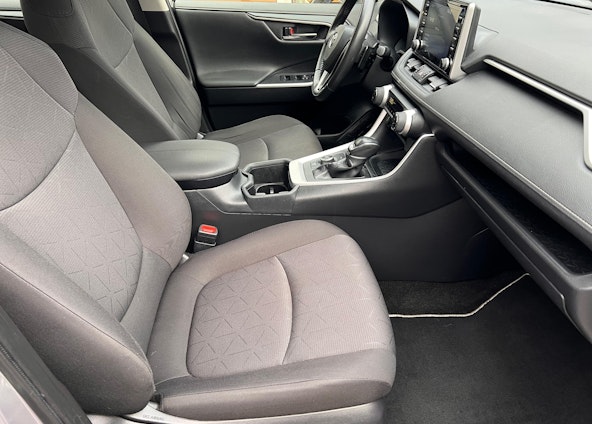 Vehicle image 13 Vehicle image 13