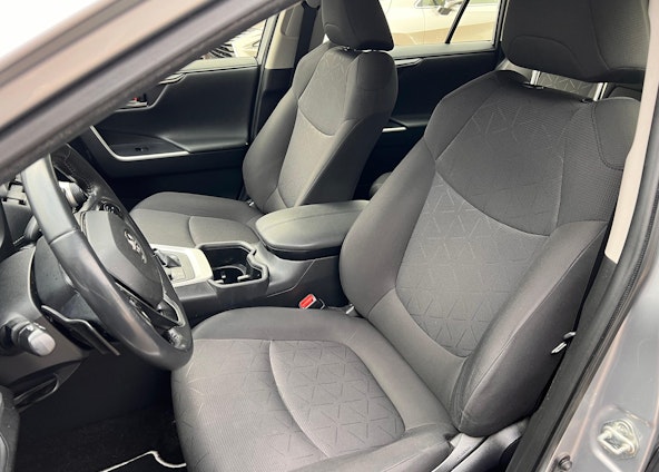 Vehicle image 10 Vehicle image 10