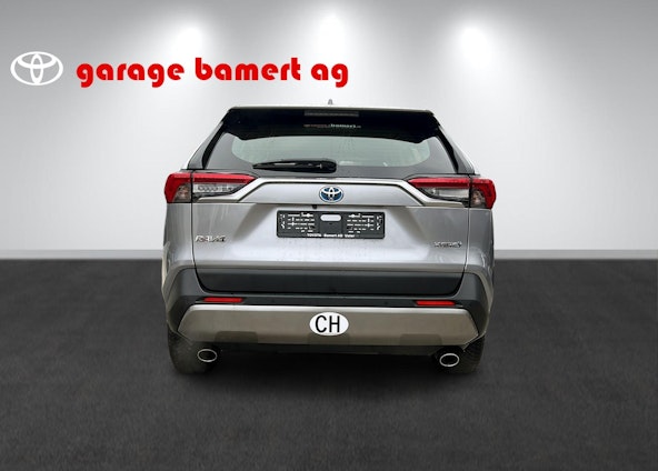 Vehicle image 4 Vehicle image 4