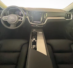 immagine del veicolo VOLVO V60 2.0 B4 Plus Dark