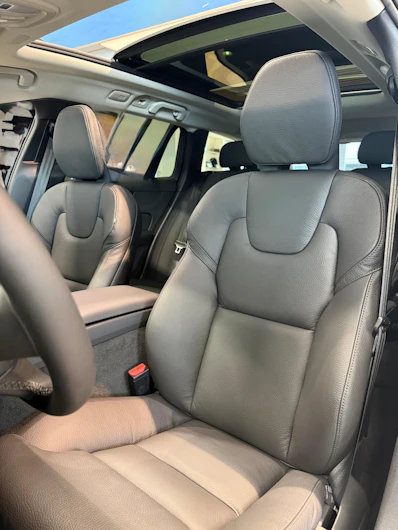 immagine del veicolo VOLVO V60