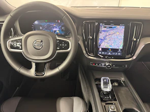 immagine del veicolo VOLVO V60 2.0 B4 Plus Dark
