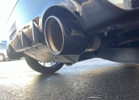 Vehicle image 16 Vehicle image 16