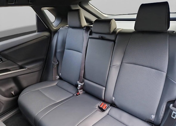 Vehicle image 13 Vehicle image 13