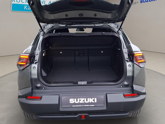 Vehicle image 10 Vehicle image 10