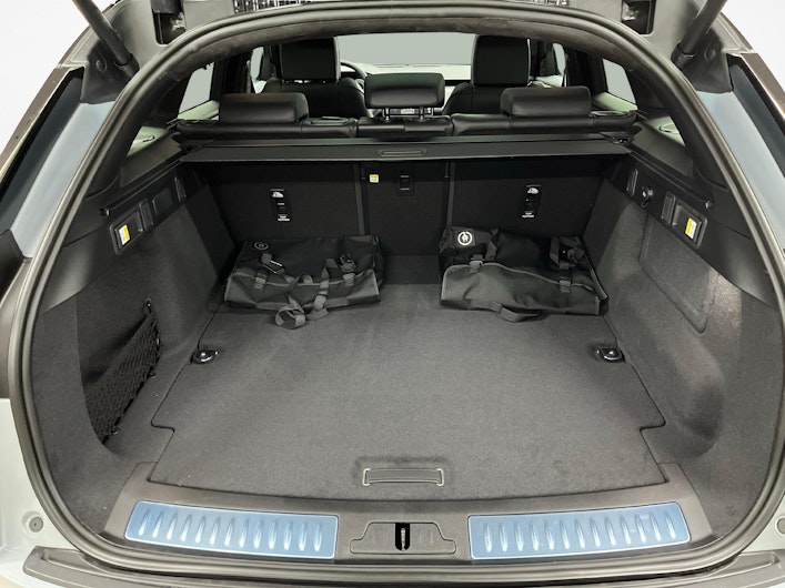 Vehicle image LAND ROVER RANGE ROVER VELAR