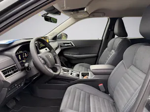 Mitsubishi Outlander 2.4 PHEV Invite 4x4