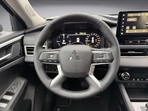 Mitsubishi Outlander 2.4 PHEV Invite 4x4