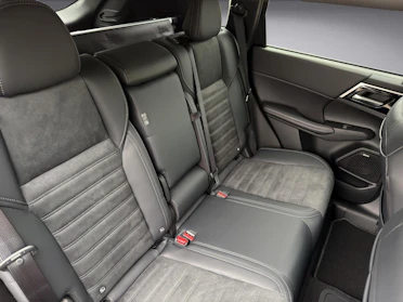 MITSUBISHI OUTLANDER 15