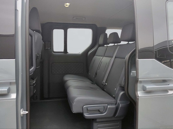 Vehicle image KIA PV5