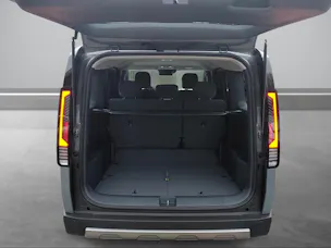 Kia PV5 Passenger 71.2 kWh Plus