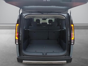 Vehicle image KIA PV5 Passenger 71.2 kWh Plus