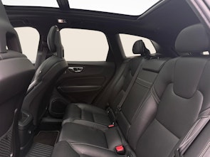 image du véhicule VOLVO XC60 2.0 T8 TE R-Design AWD