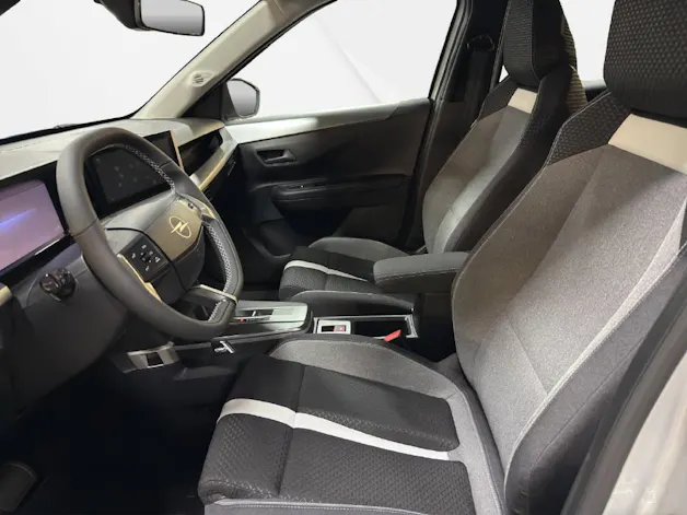 Opel Frontera 1.2 T HEV Edition