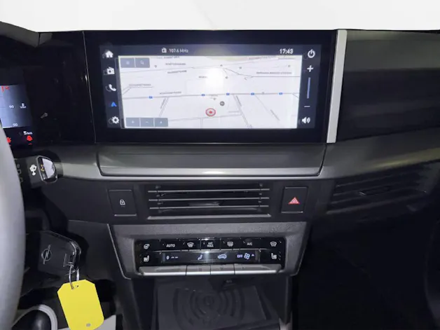 Opel Frontera 1.2 T HEV Edition