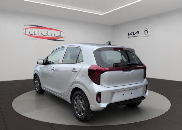 Vehicle image 5 Vehicle image 5