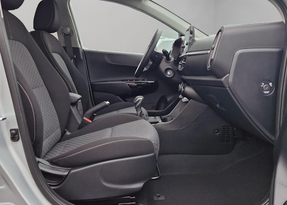 Vehicle image 9 Vehicle image 9